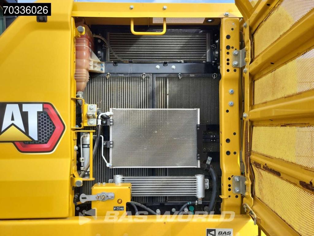 Caterpillar 320 07C Select Photo 22