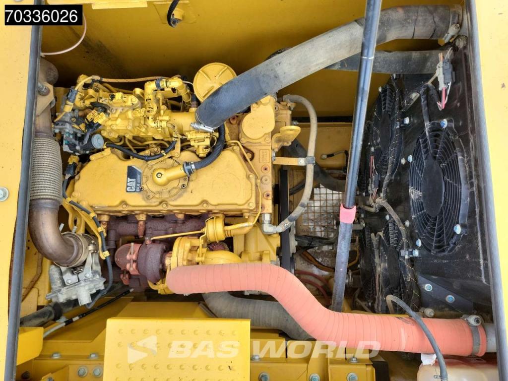 Caterpillar 320 07C Select Photo 25