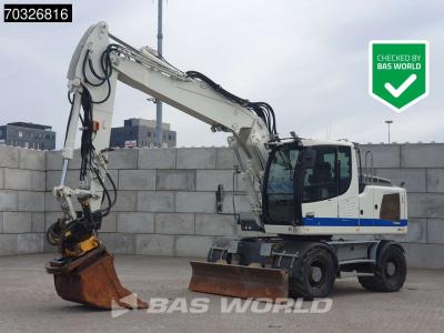 Liebherr A918 Litronic Engcon sold by BAS World B.V.