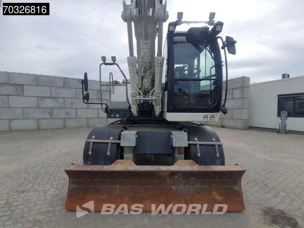 Liebherr A918 Litronic Engcon Photo 8