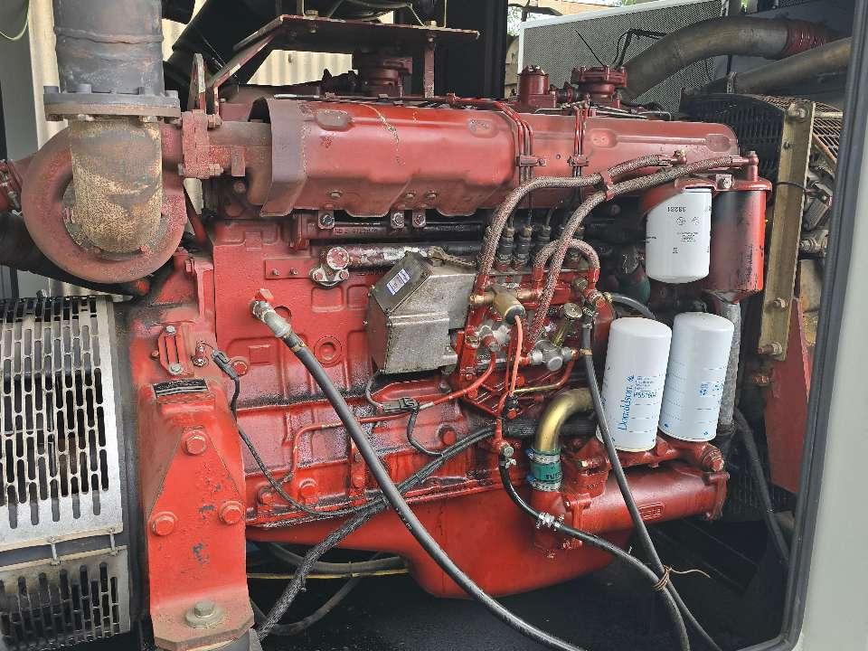 Iveco 8210 Photo 5