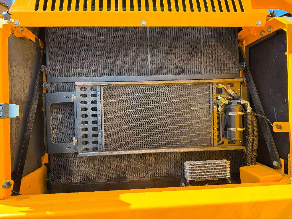 JCB JS385LC - BRAND NEW / Hammer Lines Photo 27
