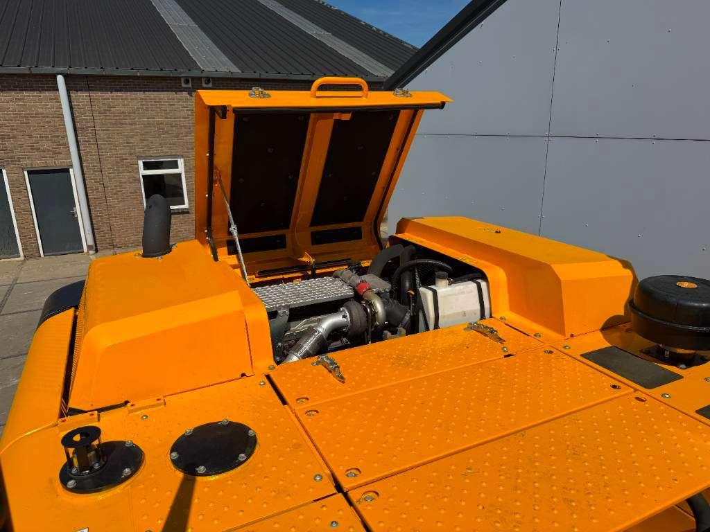 JCB JS385LC - BRAND NEW / Hammer Lines Photo 30