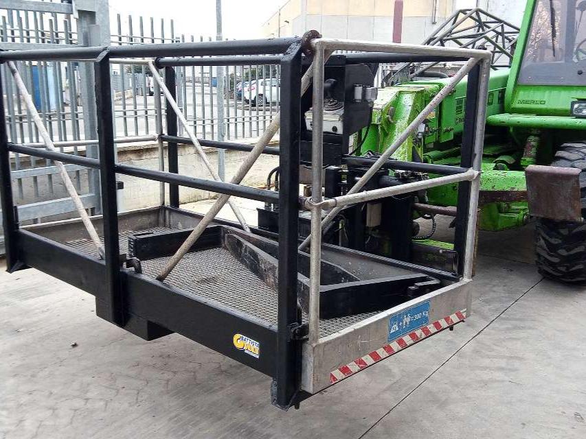 Merlo P30.13EVS Photo 21