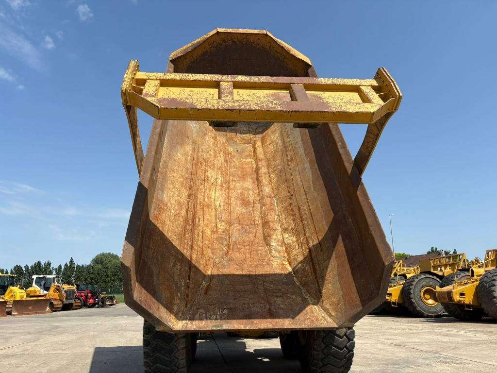 Caterpillar 730C2 Photo 7