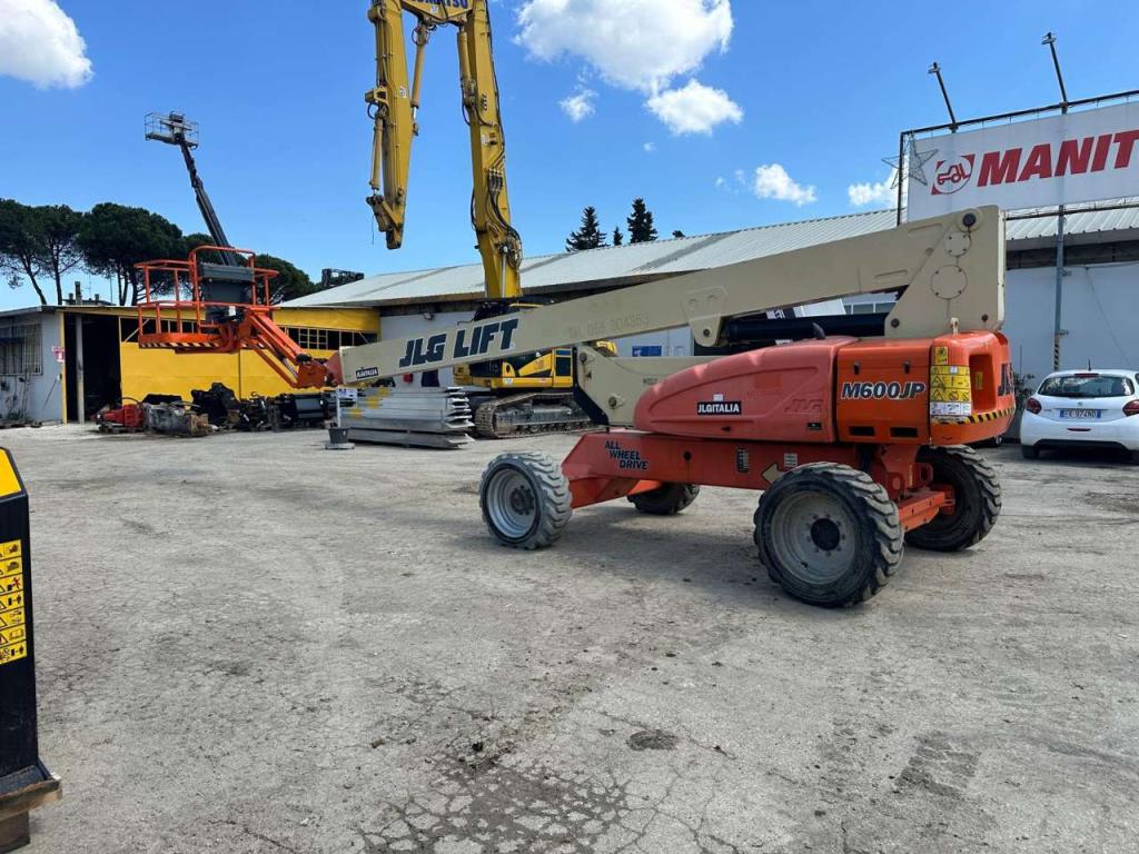 JLG M600JP Photo 1