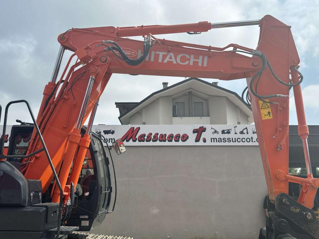 Hitachi ZX160LC-6 Photo 6