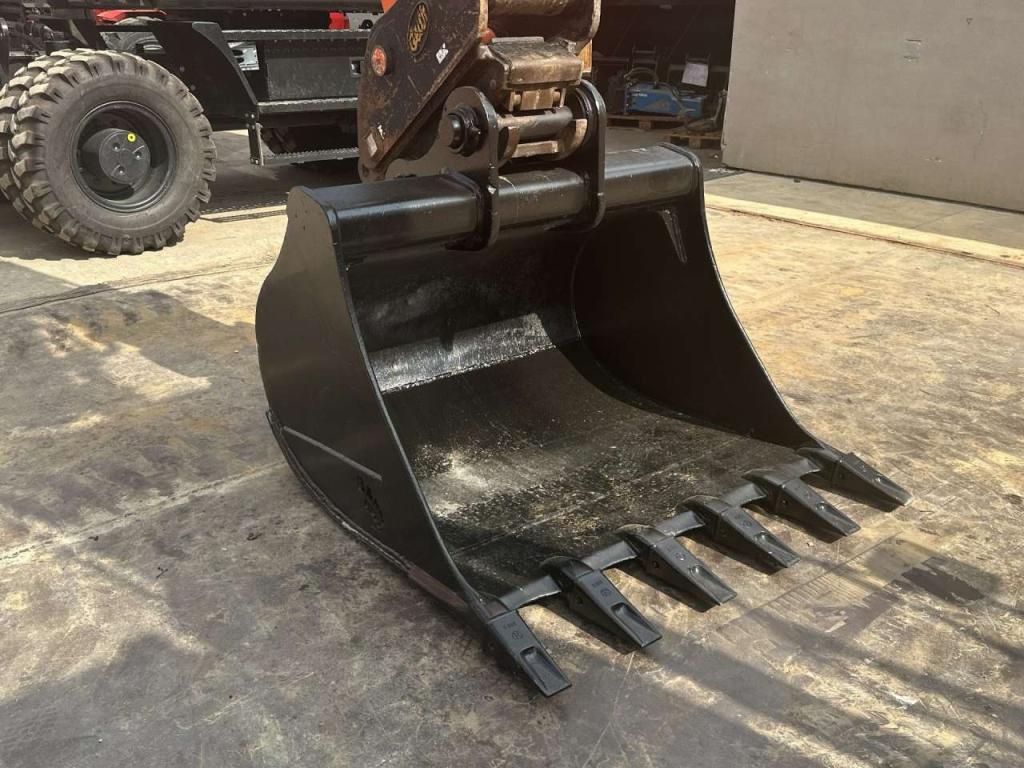 Hitachi ZX160LC-6 Photo 7