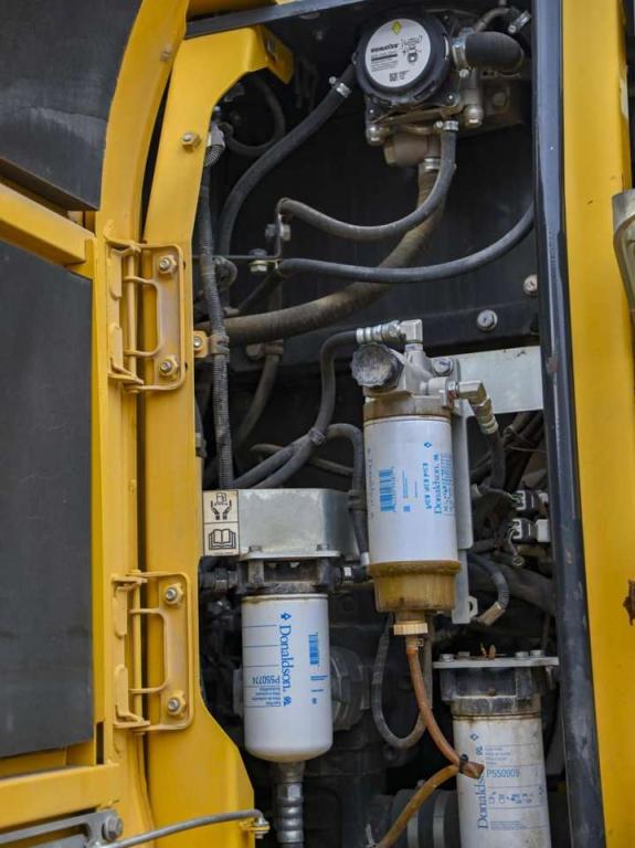 Komatsu PW148-10 Photo 16
