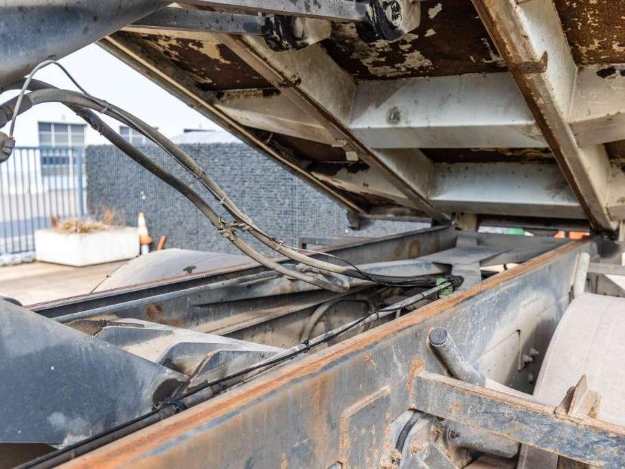 Renault KERAX 270 DCI - PK 9501 Photo 10
