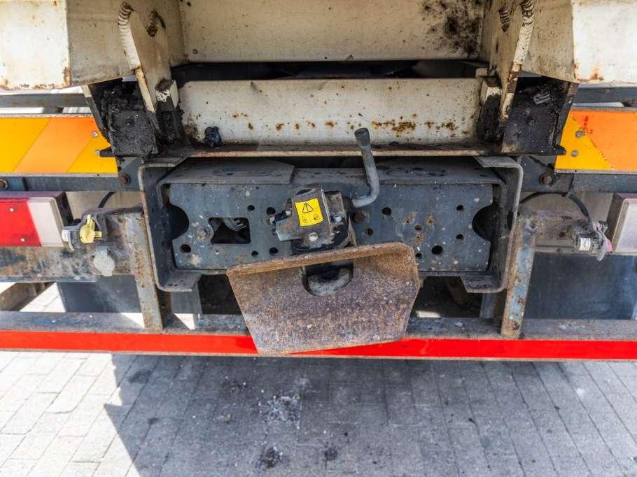Renault KERAX 270 DCI - PK 9501 Photo 11