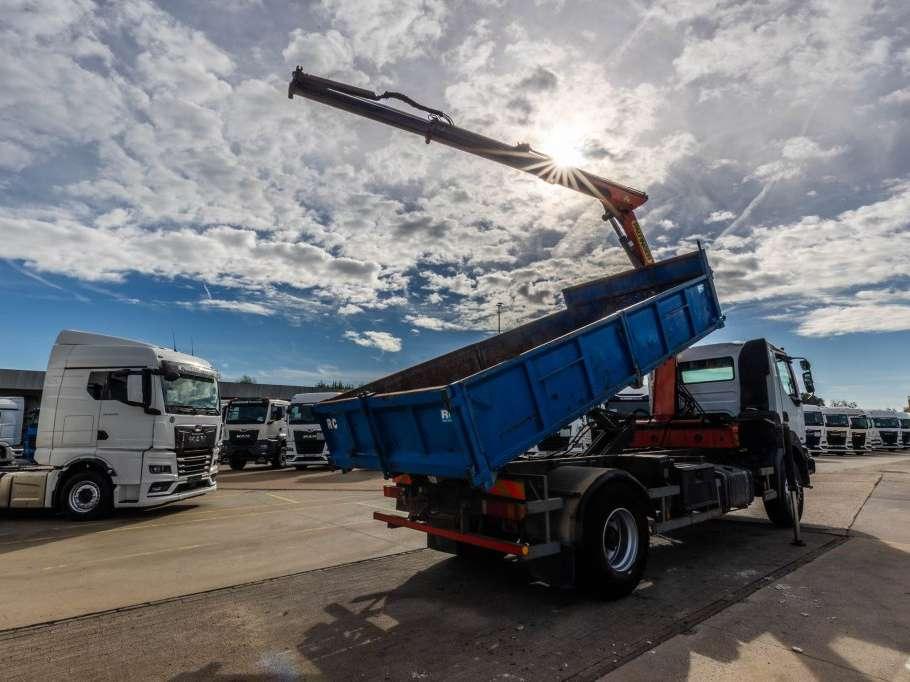 Renault KERAX 270 DCI - PK 9501 Photo 4