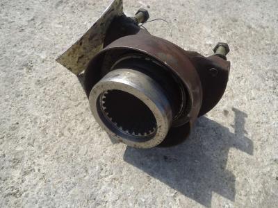 Flange coupling for Fiat Kobelco W270 sold by OLM 90 Srl
