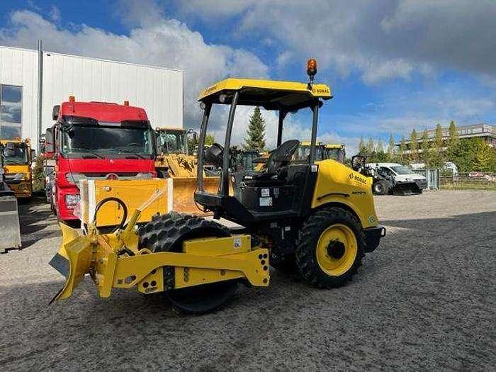 Bomag BW 124 PDH-5 Photo 1