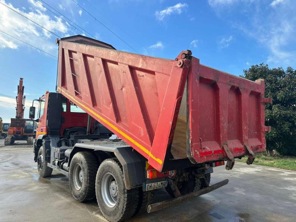 Iveco Eurotrakker 380 38 Photo 11