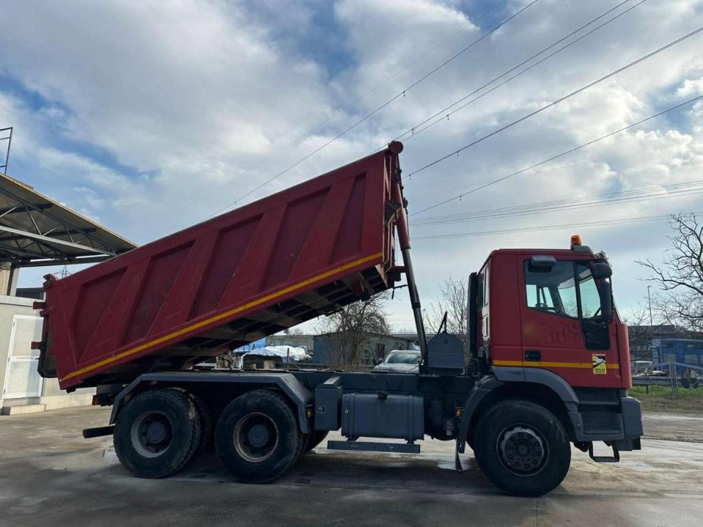 Iveco Eurotrakker 380 38 Photo 5