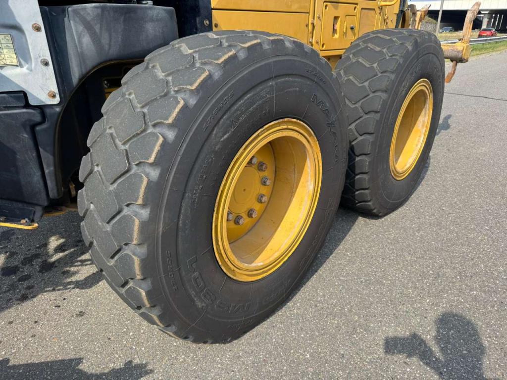 Caterpillar 140M3 Photo 11