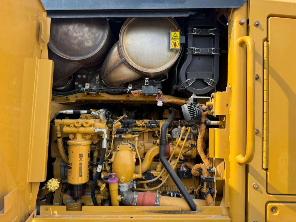 Caterpillar 140M3 Photo 20