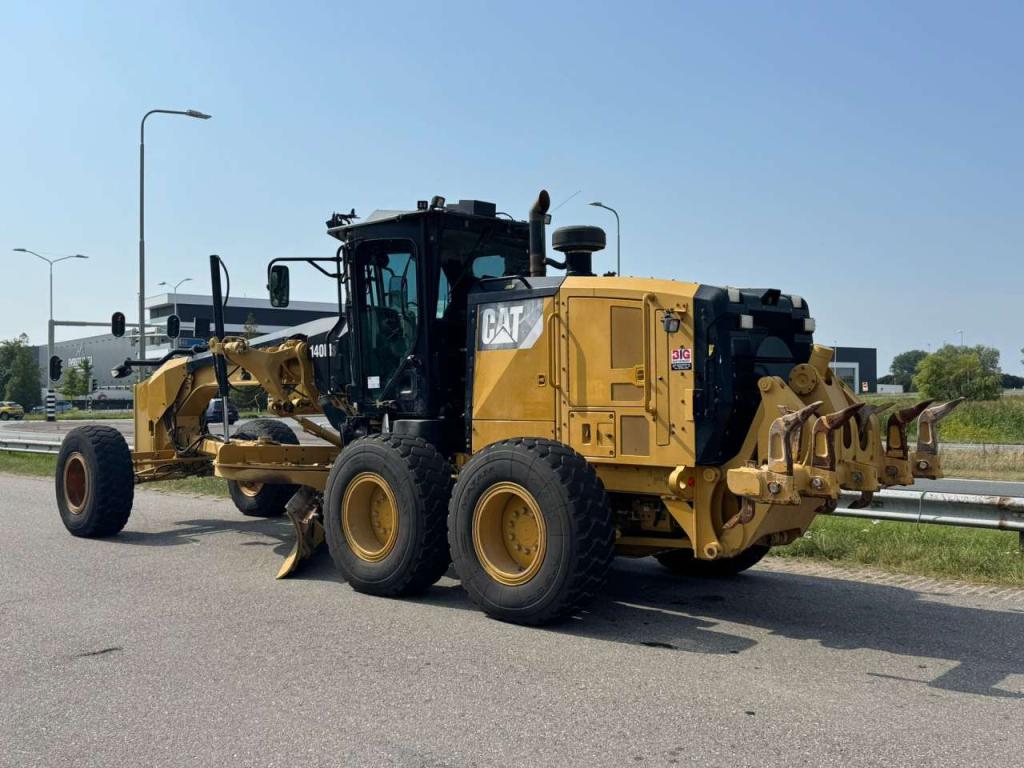 Caterpillar 140M3 Photo 3