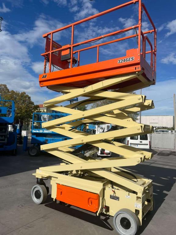 JLG 3246ES Photo 1