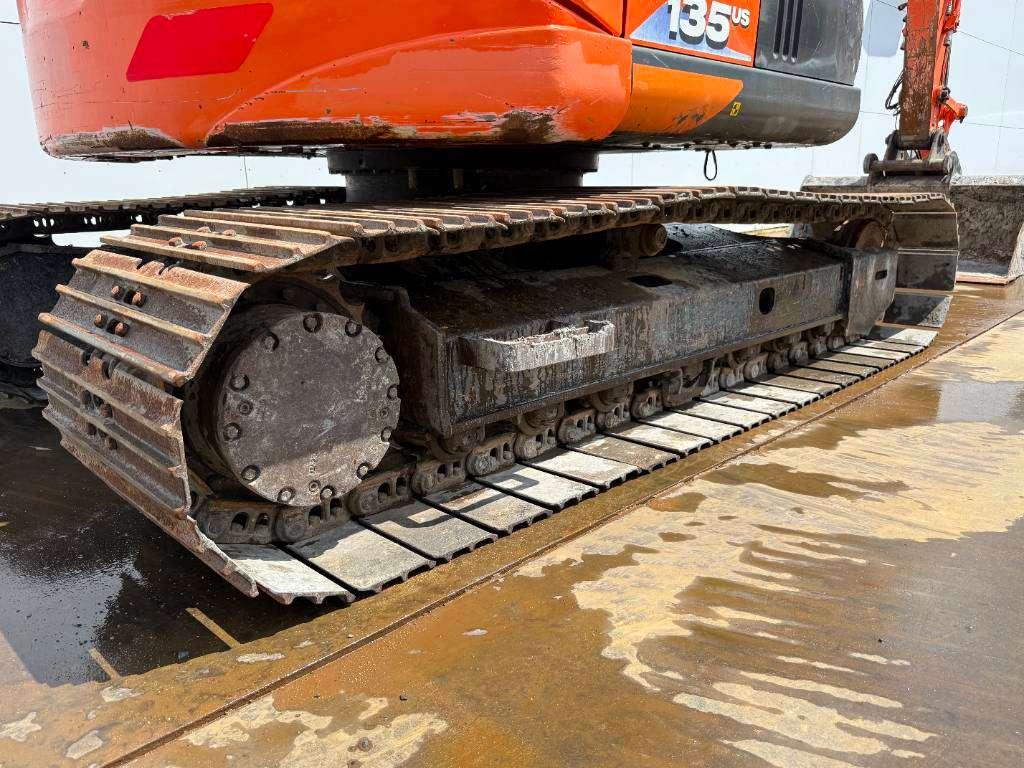 Hitachi ZX135US-6 - Quick Coupler / Automatic Greasing Photo 25