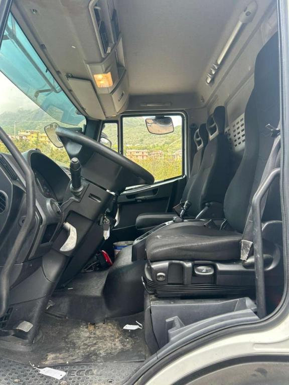 Iveco EUROCARGO 160-250 Photo 10