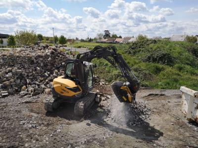 MB CRUSHER MB-C50 sold by MB SpA