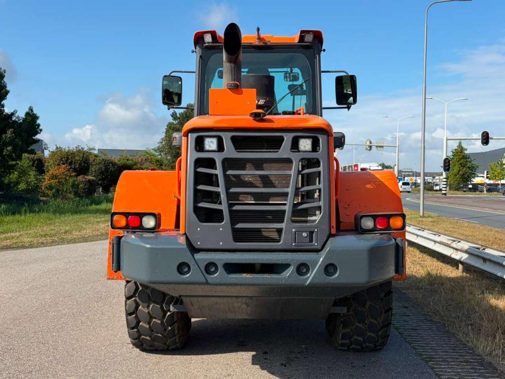 Doosan DL250-3 Photo 4