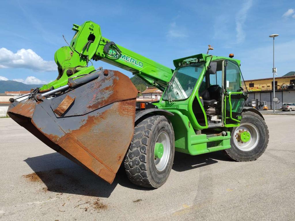 Merlo P75.9 Photo 4