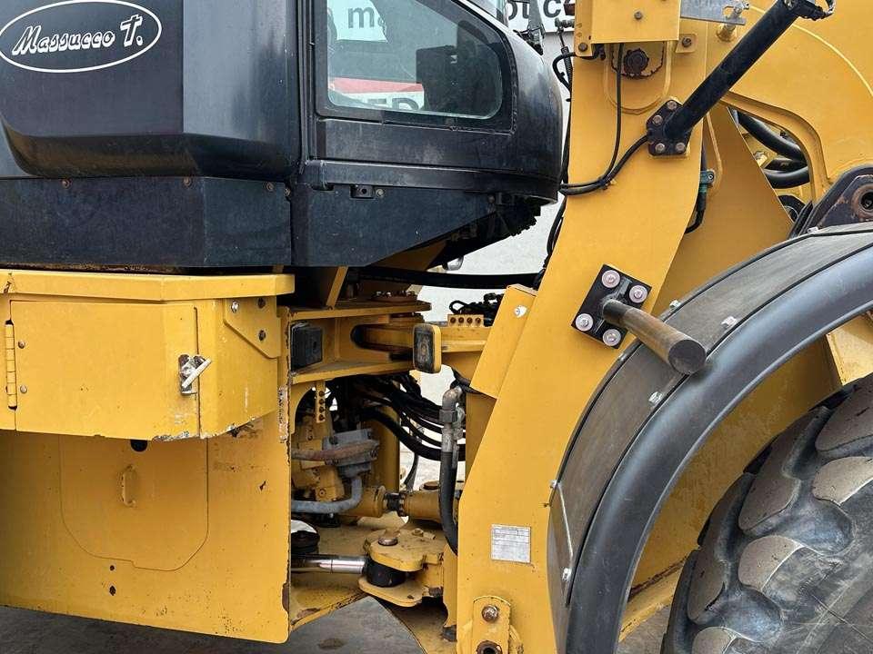 Caterpillar 938K Photo 5