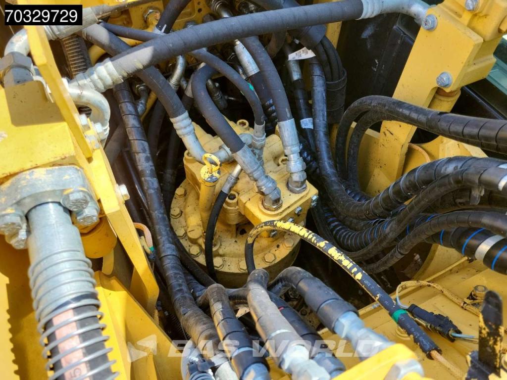 Caterpillar 318 E Photo 19