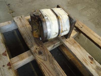 Hydraulic pump for Fiat Allis FL14C - FL14D CODICE 79036628-79063252 sold by OLM 90 Srl