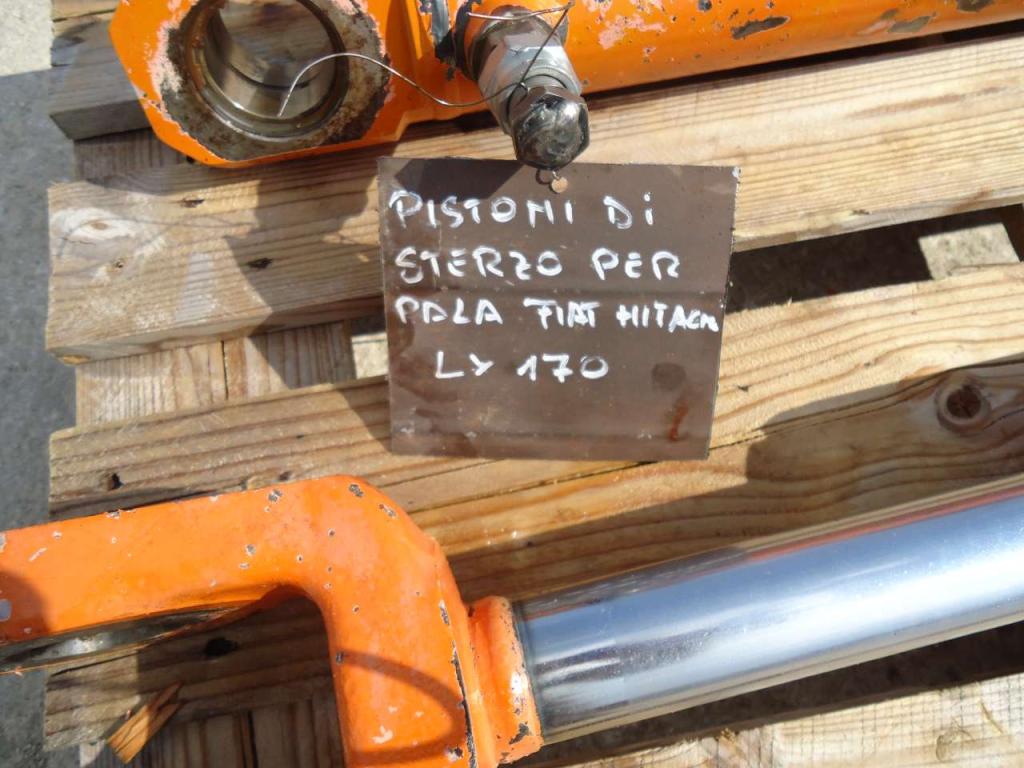 Steering piston for Hitachi LX170 Photo 1