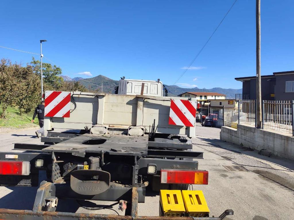 Iveco TRAKKER 260T45/P Photo 23