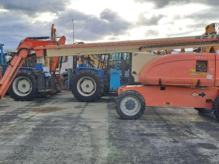 JLG 800AJ Photo 1
