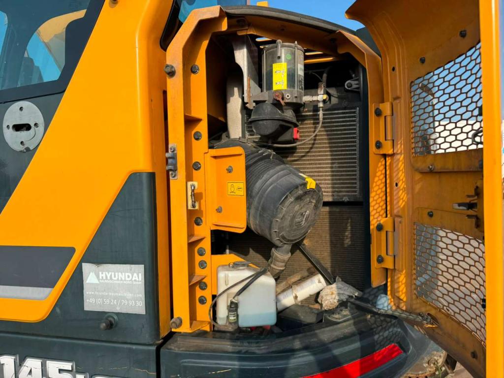 Hyundai HX145LCR Photo 25