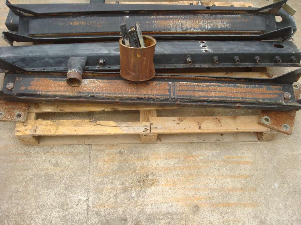 Radiator coolant reservoir for Volvo L330E Photo 3