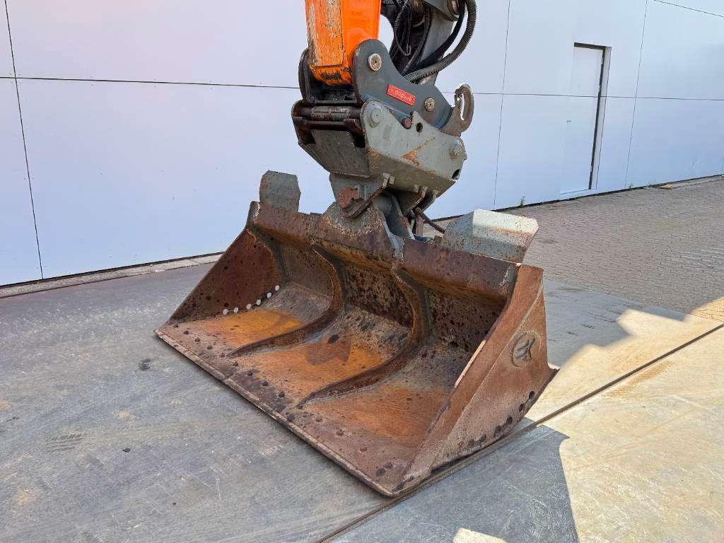 Liebherr R924LC - Triple Boom / Tilting Bucket Photo 13