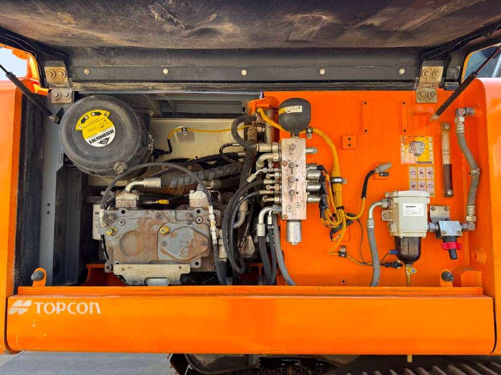 Liebherr R924LC - Triple Boom / Tilting Bucket Photo 23
