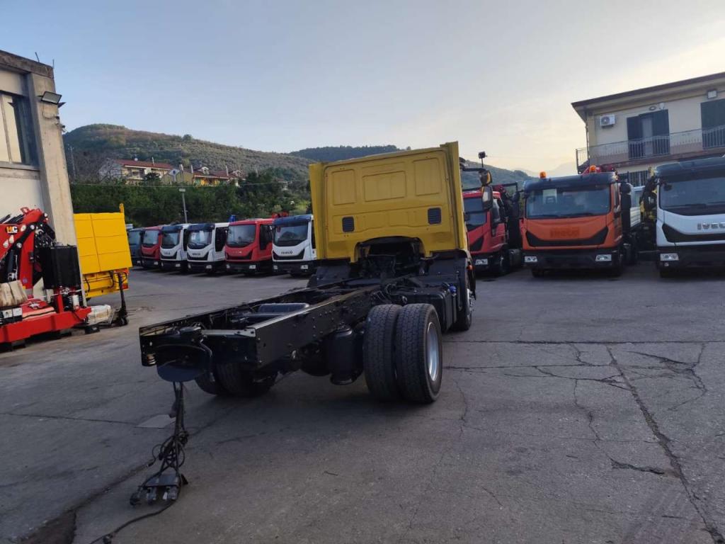 Iveco EUROCARGO 120E28P Photo 14