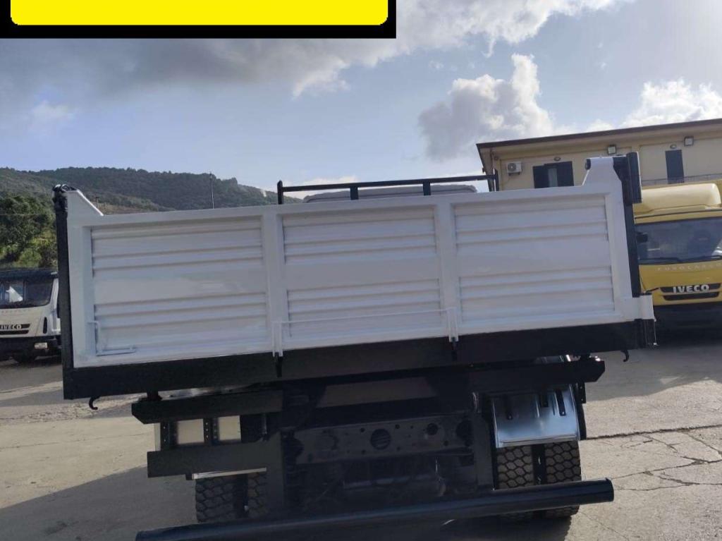 Iveco EUROCARGO 120E28P Photo 4