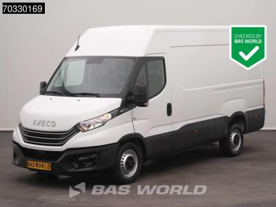Iveco Daily 35S14 Automaat L2H2 Airco Cruise Camera 3,5t Trekgewicht Euro6 L2 A/C Cruise control sold by BAS World B.V.