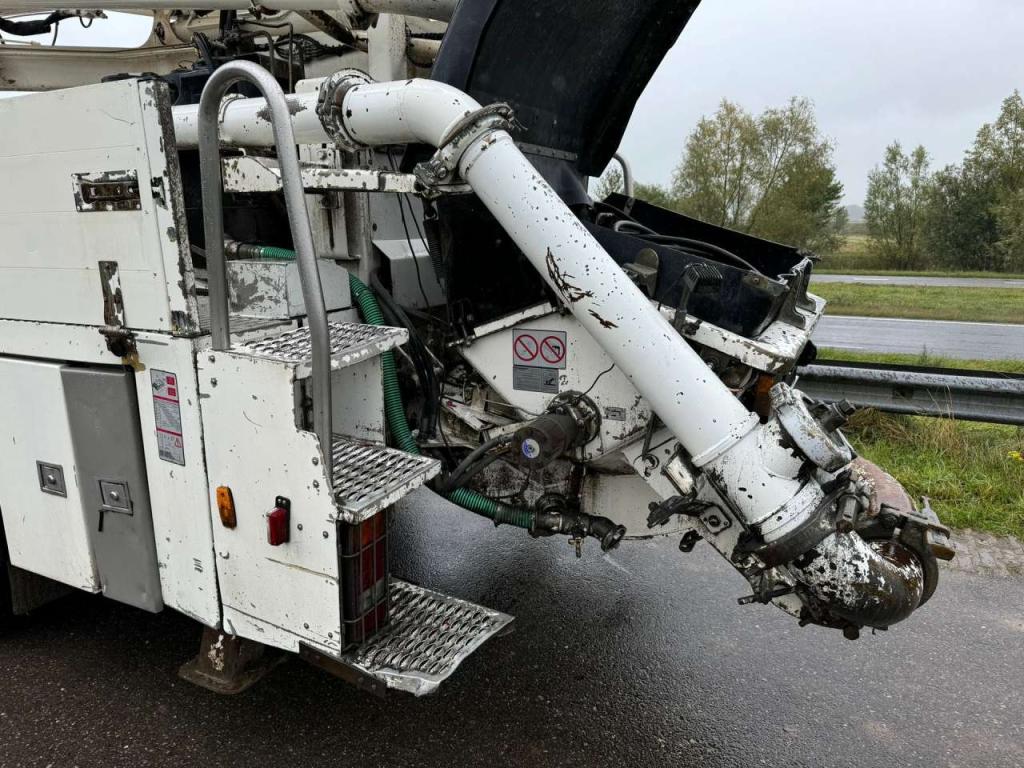 Man TGA 26.360 6x4 with Putzmeister BSF24-4.16 24m Concrete Pump Photo 15