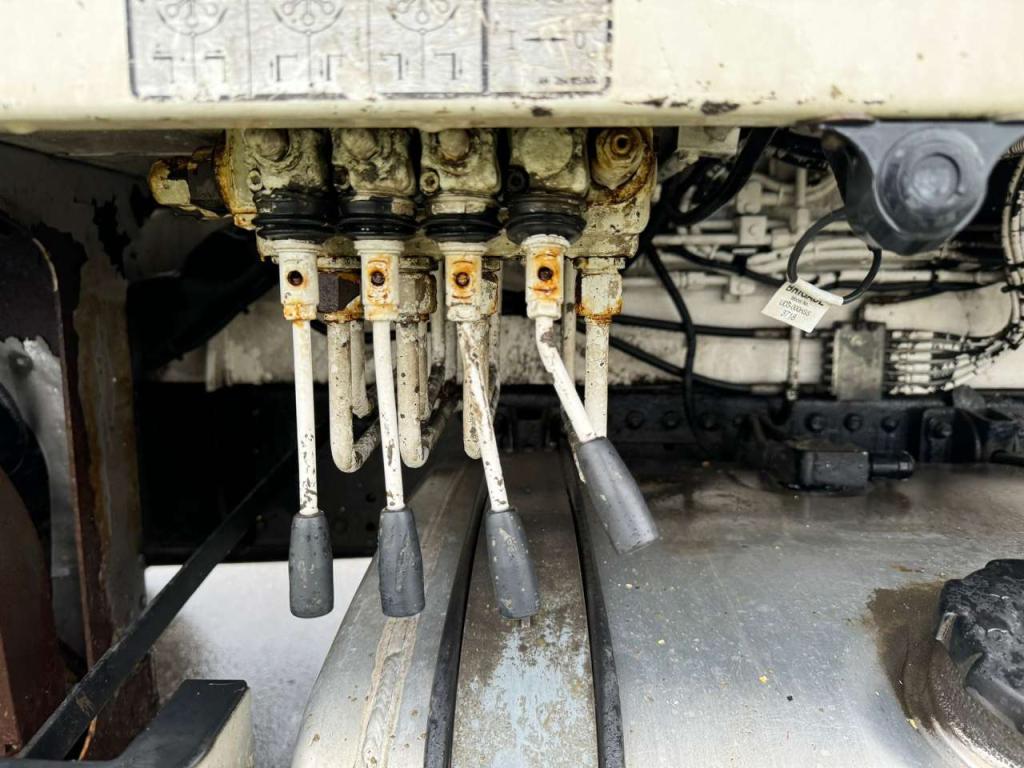 Man TGA 26.360 6x4 with Putzmeister BSF24-4.16 24m Concrete Pump Photo 25