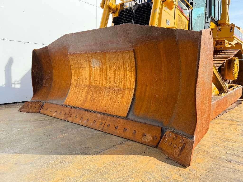 Caterpillar D7R - 3 Tine Ripper / Airco Photo 12