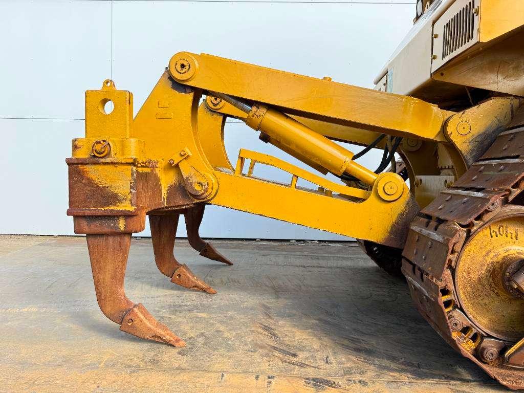 Caterpillar D7R - 3 Tine Ripper / Airco Photo 18