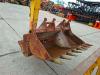 Komatsu PW 118 MR-8 (+ 3 buckets) Photo 20 thumbnail