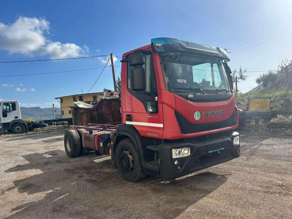 Iveco EUROCARGO 150-280 Photo 8