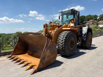 Case 821C sold by Cioria Tractor Srls