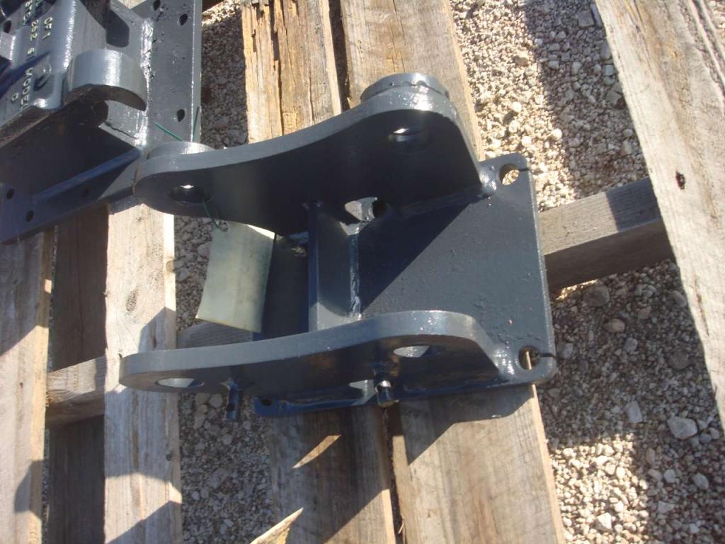 Hammer bracket Photo 4
